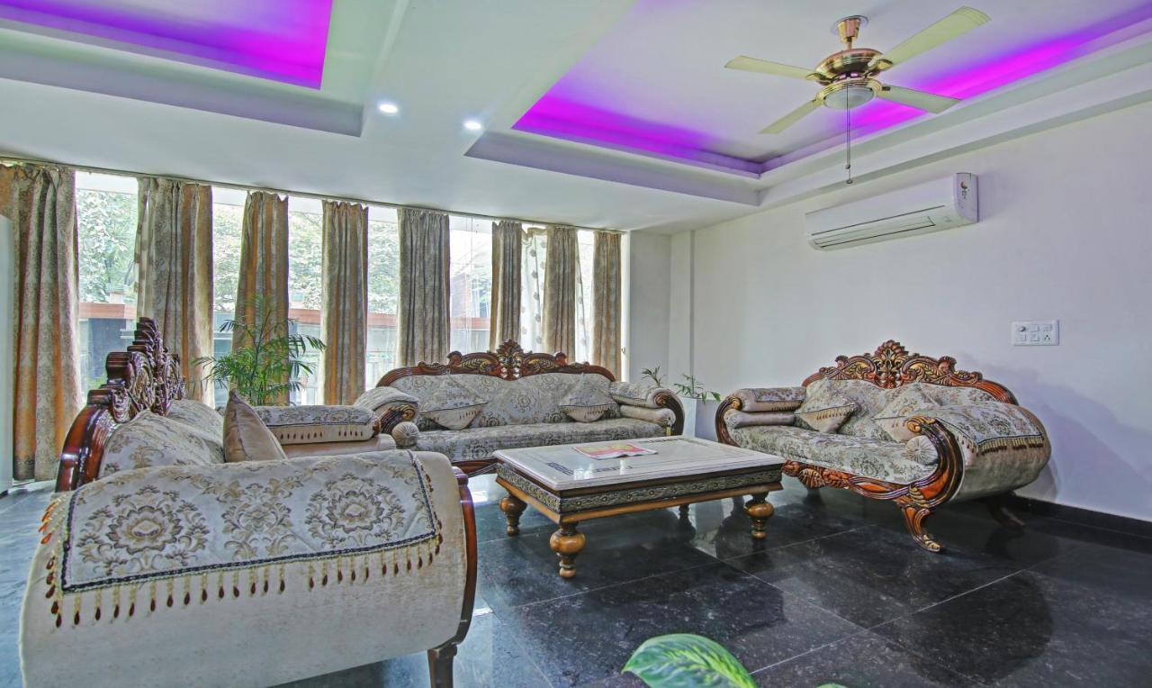 Itsy Hotels Nyra Gurgaon Luaran gambar