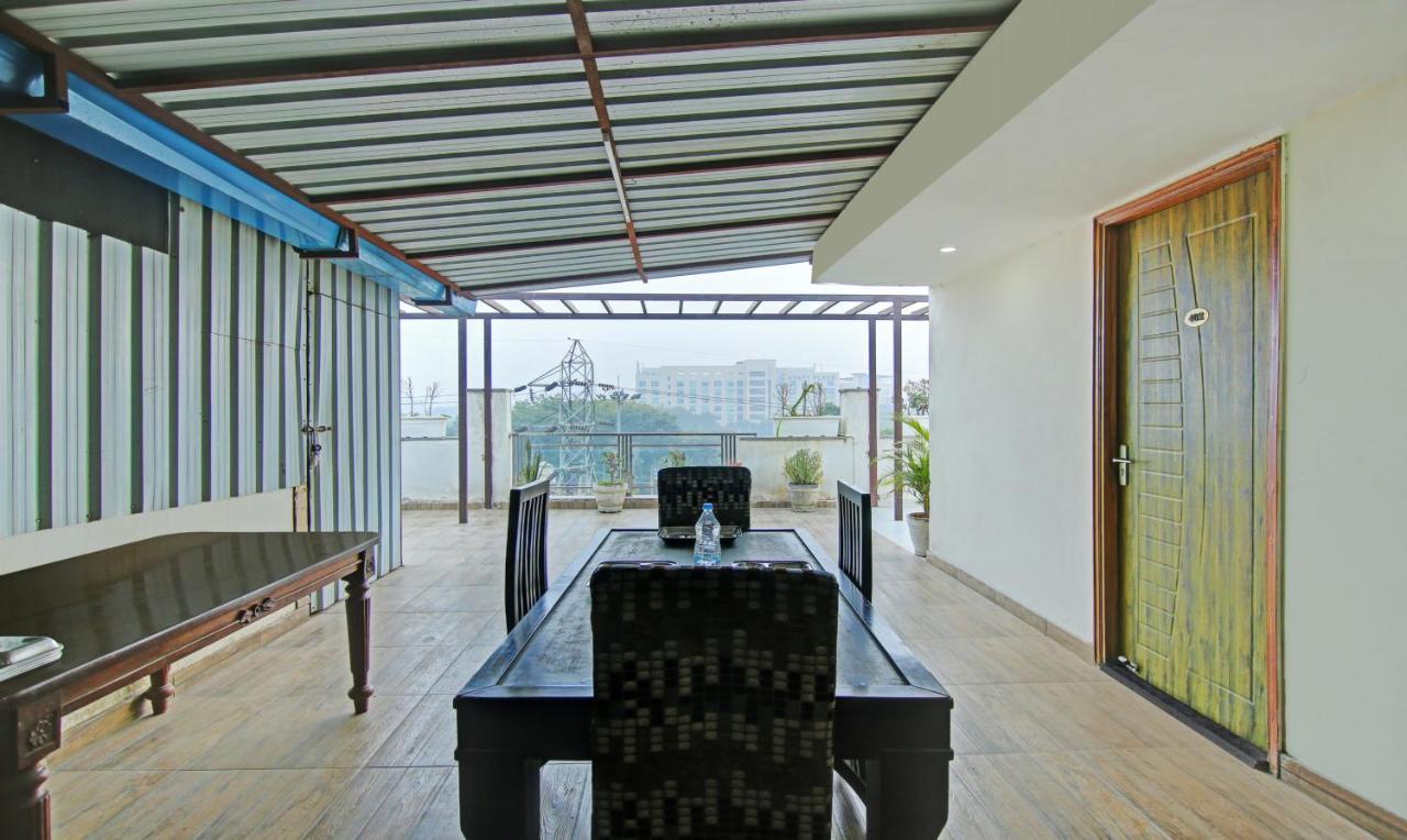 Itsy Hotels Nyra Gurgaon Luaran gambar